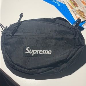 Supreme waist bag FW18